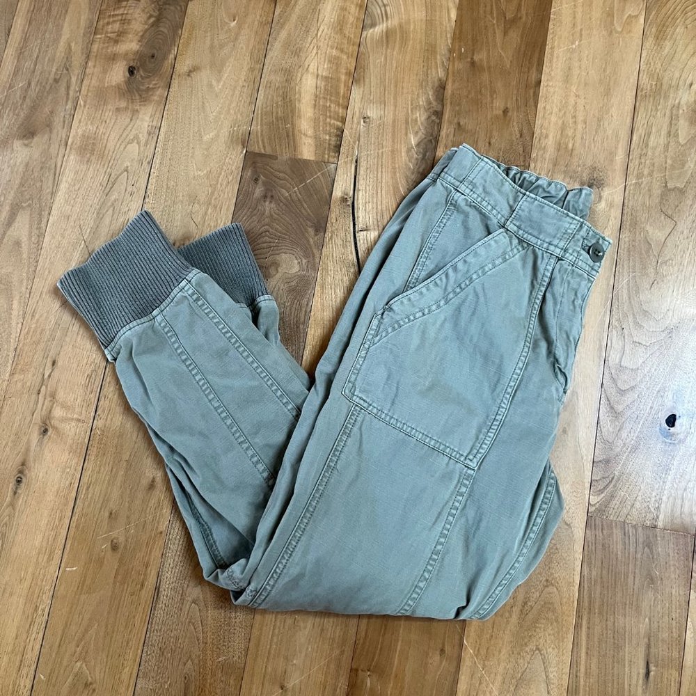 J. Crew Cargo Zip Ankle Jogger Pants / Size 4